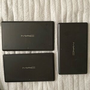 🖤3 refillable MAC eyeshadow pallets 15 spaces